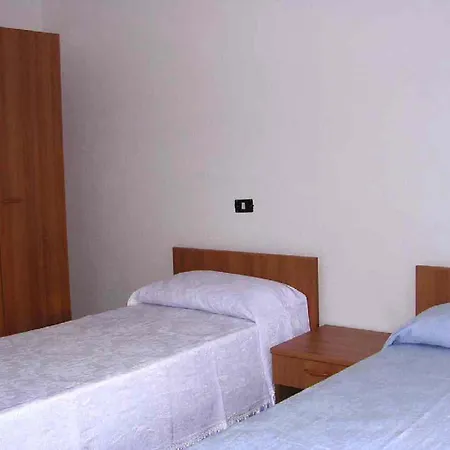 Degli Ulivi E Delle Rose Holiday home *