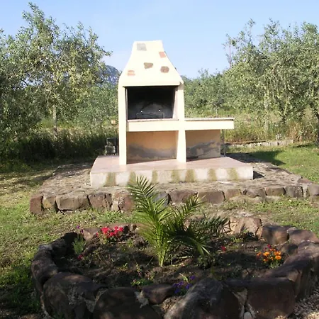 Vakantiehuis Degli Ulivi E Delle Rose